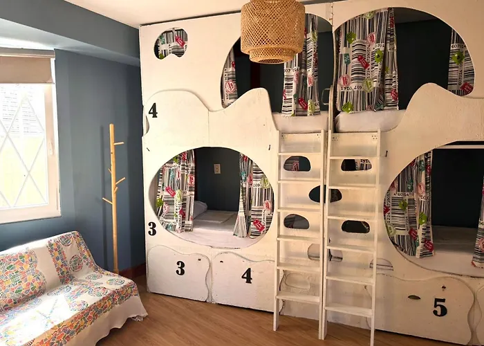 Sunset DestinationHostel